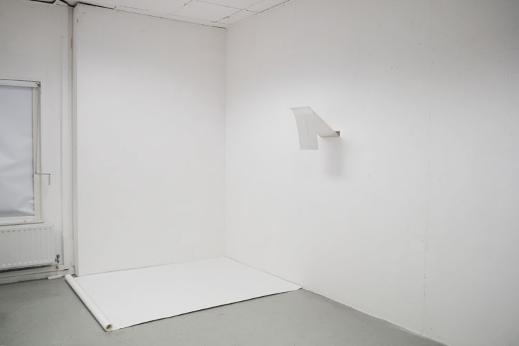 http://www.bethlau.com/files/gimgs/th-27_Untited-Installation-001-500.jpg